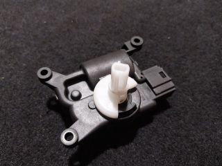 bontott SKODA SUPERB III Fűtés Állító Motor