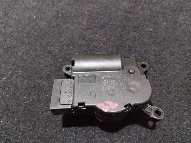 bontott SKODA SUPERB III Fűtés Állító Motor