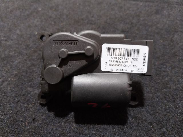 bontott SKODA SUPERB III Fűtés Állító Motor