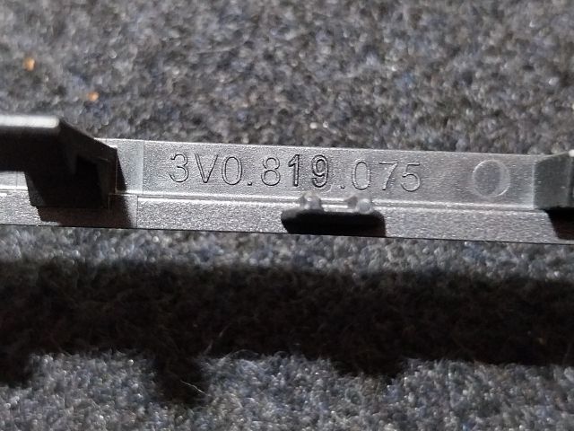 bontott SKODA SUPERB III Fűtéskapcsoló Keret