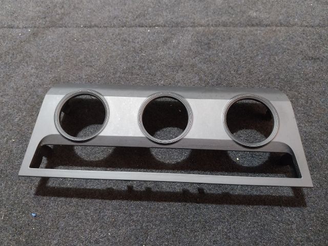 bontott SKODA SUPERB III Fűtéskapcsoló Keret