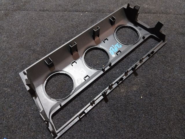 bontott SKODA SUPERB III Fűtéskapcsoló Keret