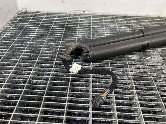 bontott SKODA SUPERB III Gázrugós Kitámasztó Teleszkóp Csomagtérajtó (Pozíciófüggetlen)