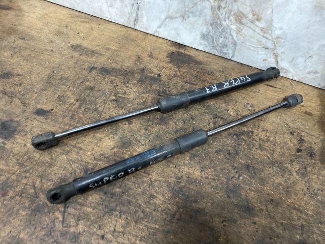 bontott SKODA SUPERB III Gázrugós Kitámasztó Teleszkóp Motorháztető