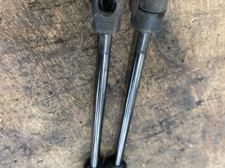 bontott SKODA SUPERB III Gázrugós Kitámasztó Teleszkóp Motorháztető