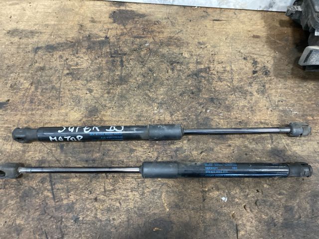 bontott SKODA SUPERB III Gázrugós Kitámasztó Teleszkóp Motorháztető