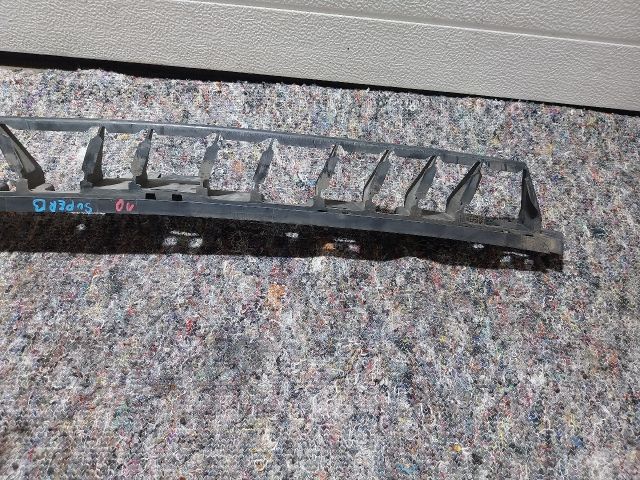 bontott SKODA SUPERB III Hátsó középső Lökhárító Tartó (Műanyag)