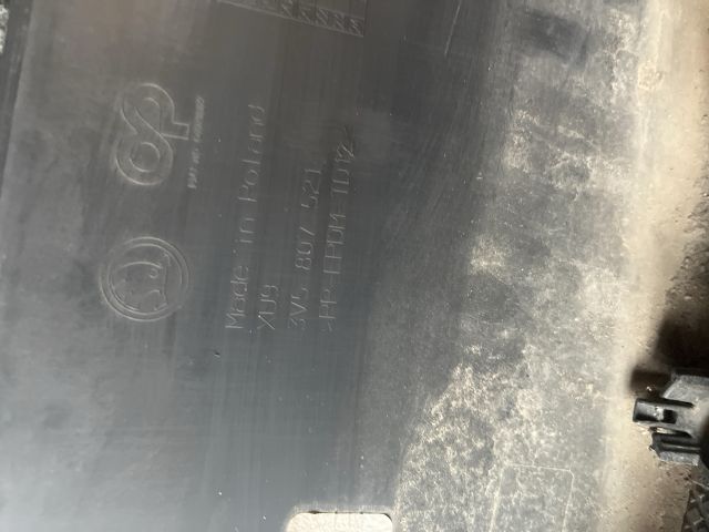 bontott SKODA SUPERB III Hátsó Lökhárító Alsó (Műanyag)