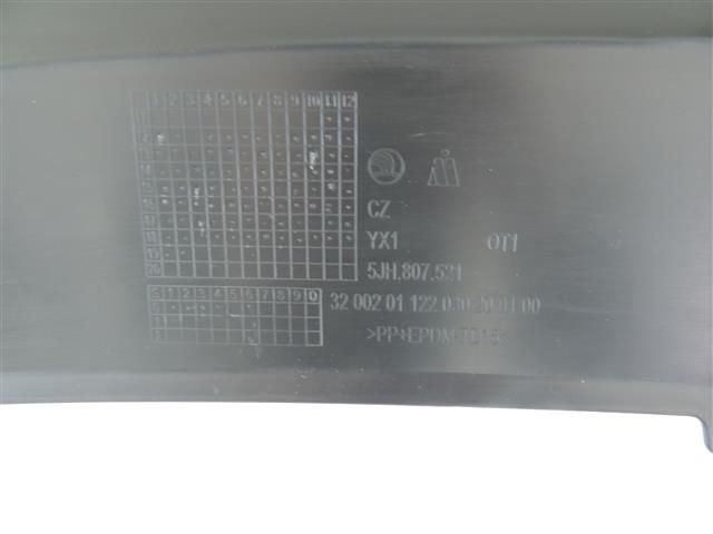 bontott SKODA SUPERB III Hátsó Lökhárító Légterelő