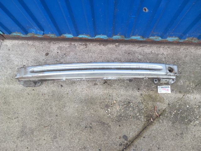 bontott SKODA SUPERB III Hátsó Lökhárító Merevítő (Fém)