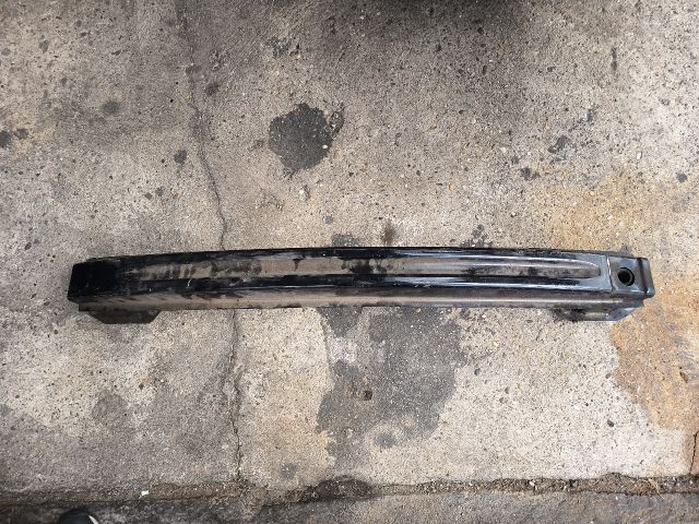 bontott SKODA SUPERB III Hátsó Lökhárító Merevítő (Fém)