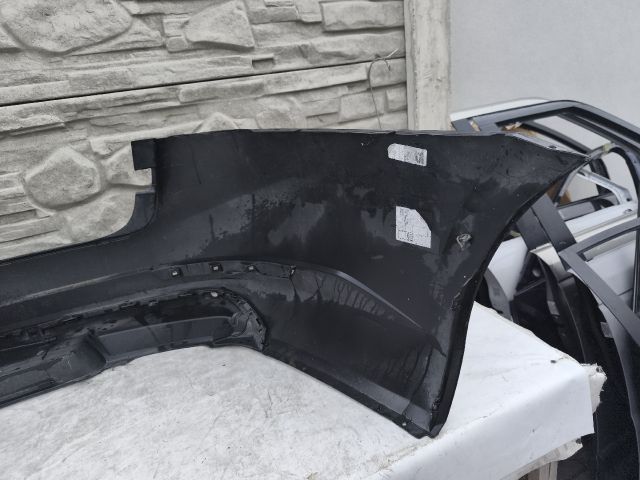 bontott SKODA SUPERB III Hátsó Lökhárító (Részeivel)