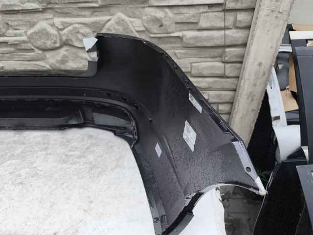 bontott SKODA SUPERB III Hátsó Lökhárító (Részeivel)