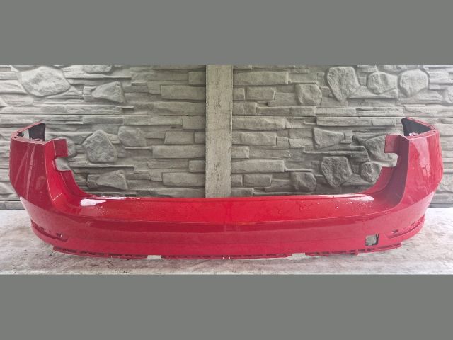 bontott SKODA SUPERB III Hátsó Lökhárító (Üresen)