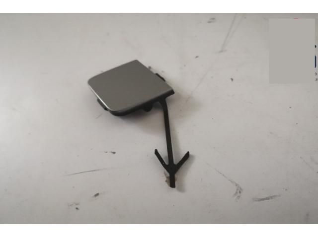 bontott SKODA SUPERB III Hátsó Vonószem Burkolat