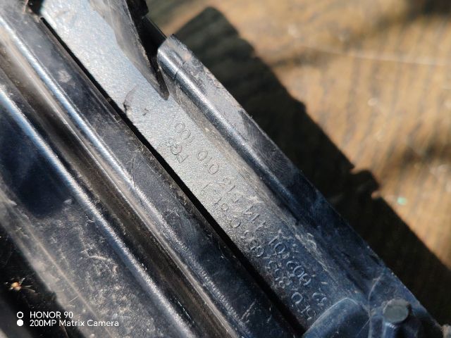 bontott SKODA SUPERB III Hűtőrács