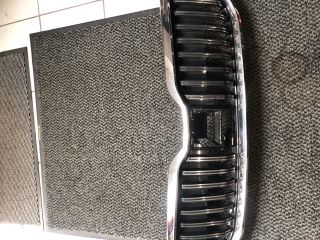 bontott SKODA SUPERB III Hűtőrács
