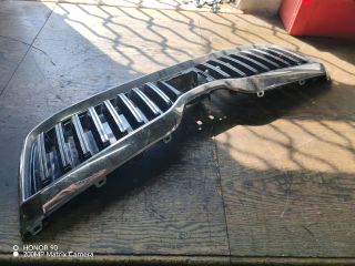 bontott SKODA SUPERB III Hűtőrács