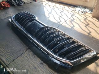 bontott SKODA SUPERB III Hűtőrács