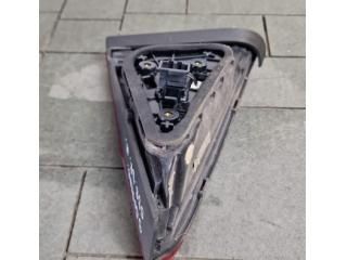 bontott SKODA SUPERB III Jobb Belső Hátsó Lámpa