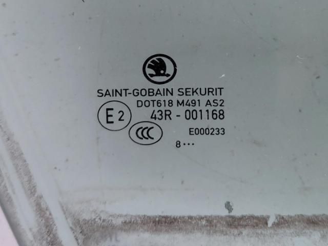 bontott SKODA SUPERB III Jobb első Ablak