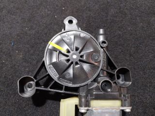 bontott SKODA SUPERB III Jobb első Ablakemelő Motor