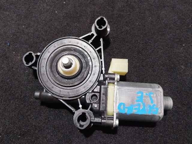 bontott SKODA SUPERB III Jobb első Ablakemelő Motor