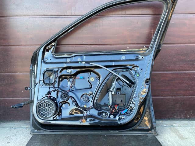 bontott SKODA SUPERB III Jobb első Ajtó (Részeivel)