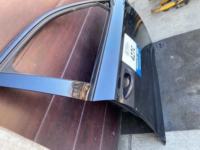 bontott SKODA SUPERB III Jobb első Ajtó (Részeivel)