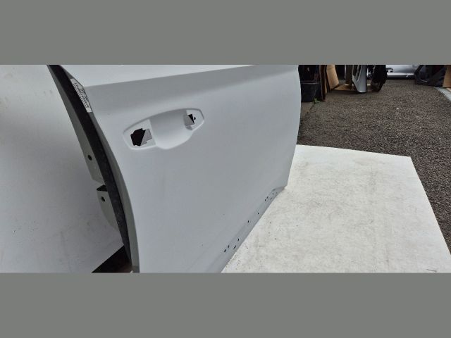 bontott SKODA SUPERB III Jobb első Ajtó (Üres lemez)