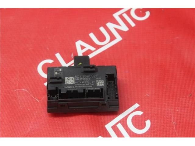 bontott SKODA SUPERB III Jobb első Ajtó Vezérlőegység