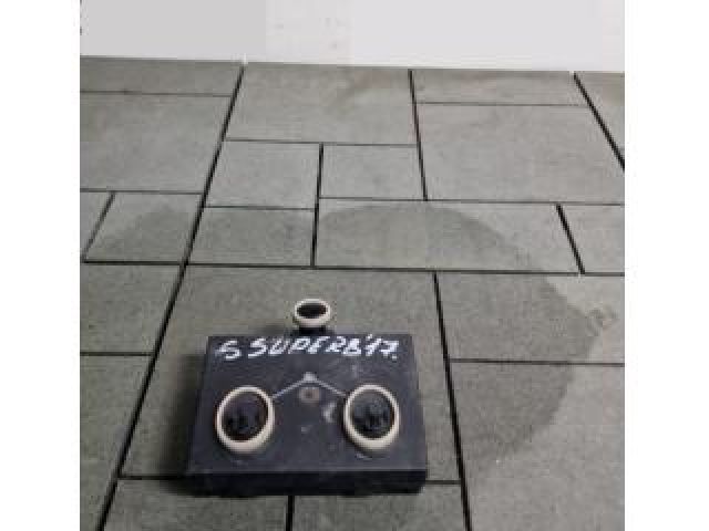 bontott SKODA SUPERB III Jobb első Ajtó Vezérlőegység