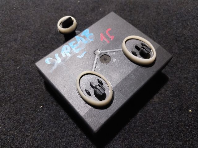 bontott SKODA SUPERB III Jobb első Ajtó Vezérlőegység