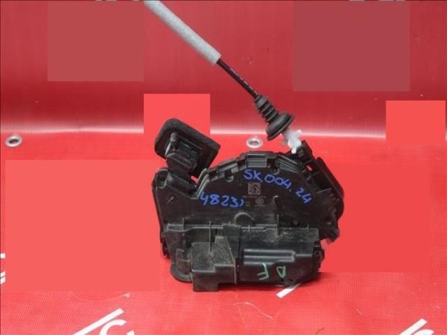 bontott SKODA SUPERB III Jobb első Ajtózár