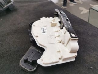 bontott SKODA SUPERB III Jobb első Ajtózár