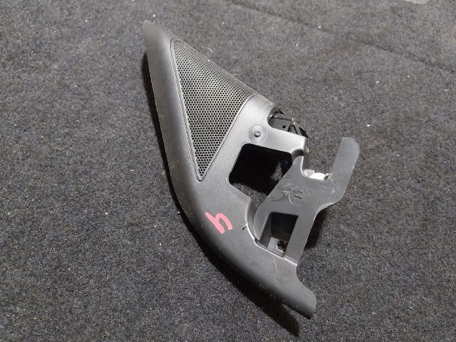 bontott SKODA SUPERB III Jobb első Kis Hangszóró Burkolat