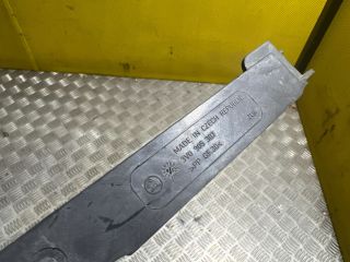 bontott SKODA SUPERB III Jobb első Oldal Lökhárító Tartó (Műanyag)