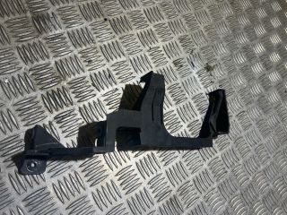 bontott SKODA SUPERB III Jobb első Oldal Lökhárító Tartó (Műanyag)