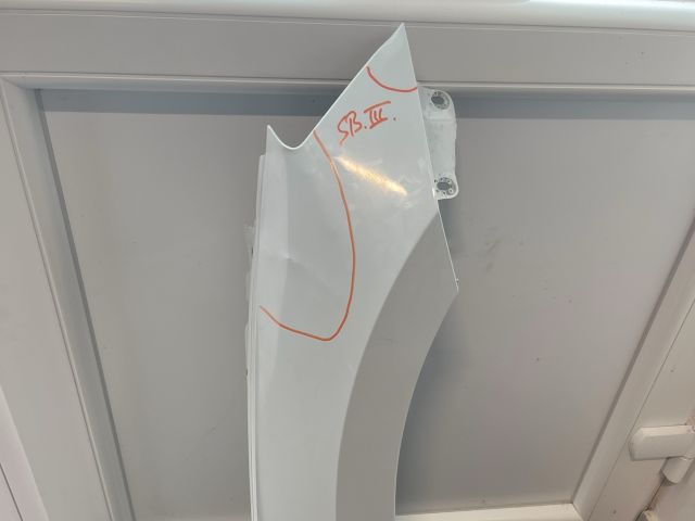 bontott SKODA SUPERB III Jobb első Sárvédő