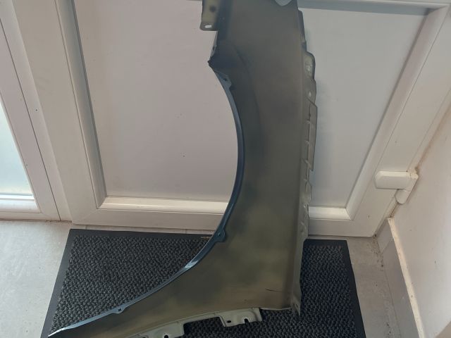 bontott SKODA SUPERB III Jobb első Sárvédő