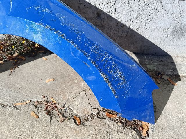 bontott SKODA SUPERB III Jobb első Sárvédő