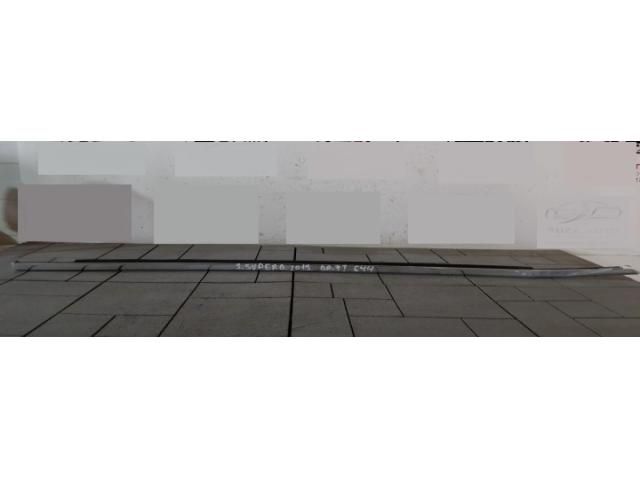 bontott SKODA SUPERB III Jobb első Vízlehúzó Gumicsík