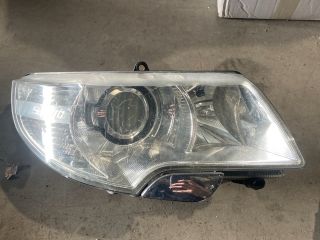 bontott SKODA SUPERB III Jobb Fényszóró