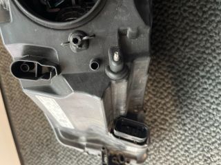 bontott SKODA SUPERB III Jobb Fényszóró