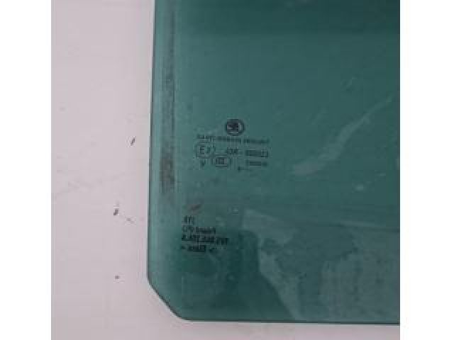 bontott SKODA SUPERB III Jobb hátsó Ablak