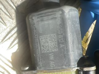 bontott SKODA SUPERB III Jobb hátsó Ablakemelő Motor