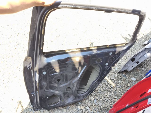 bontott SKODA SUPERB III Jobb hátsó Ajtó (Üres lemez)