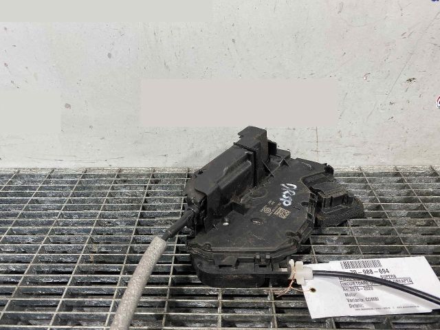 bontott SKODA SUPERB III Jobb hátsó Ajtózár