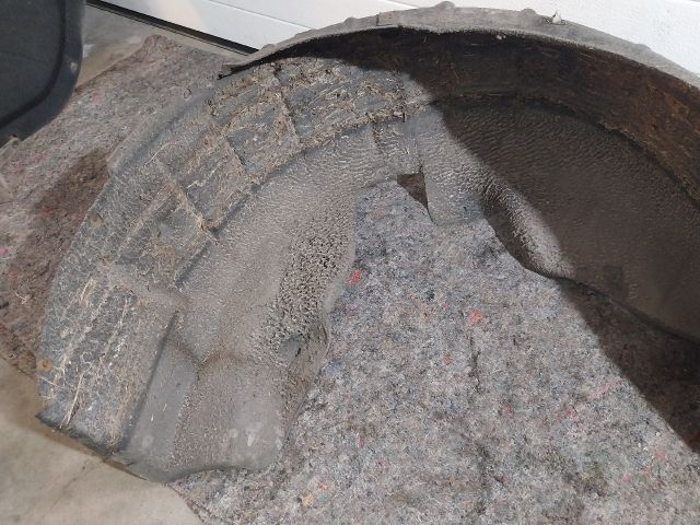 bontott SKODA SUPERB III Jobb hátsó Dobbetét (Kerékjárati, Műanyag)