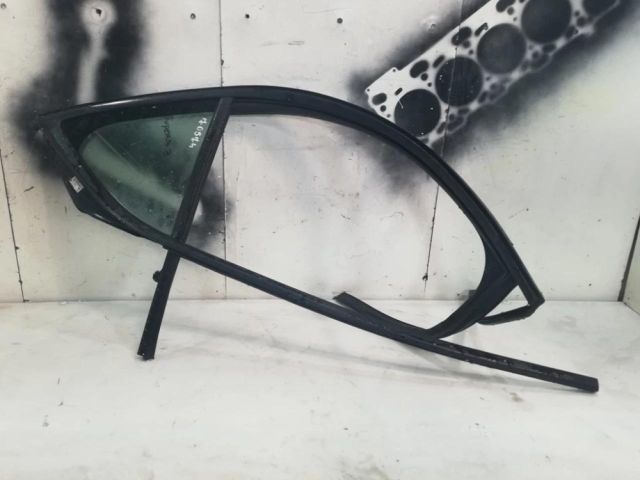 bontott SKODA SUPERB III Jobb hátsó Fixüveg (Ajtóban)